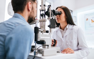 illustration of eye treatment by an optometrist